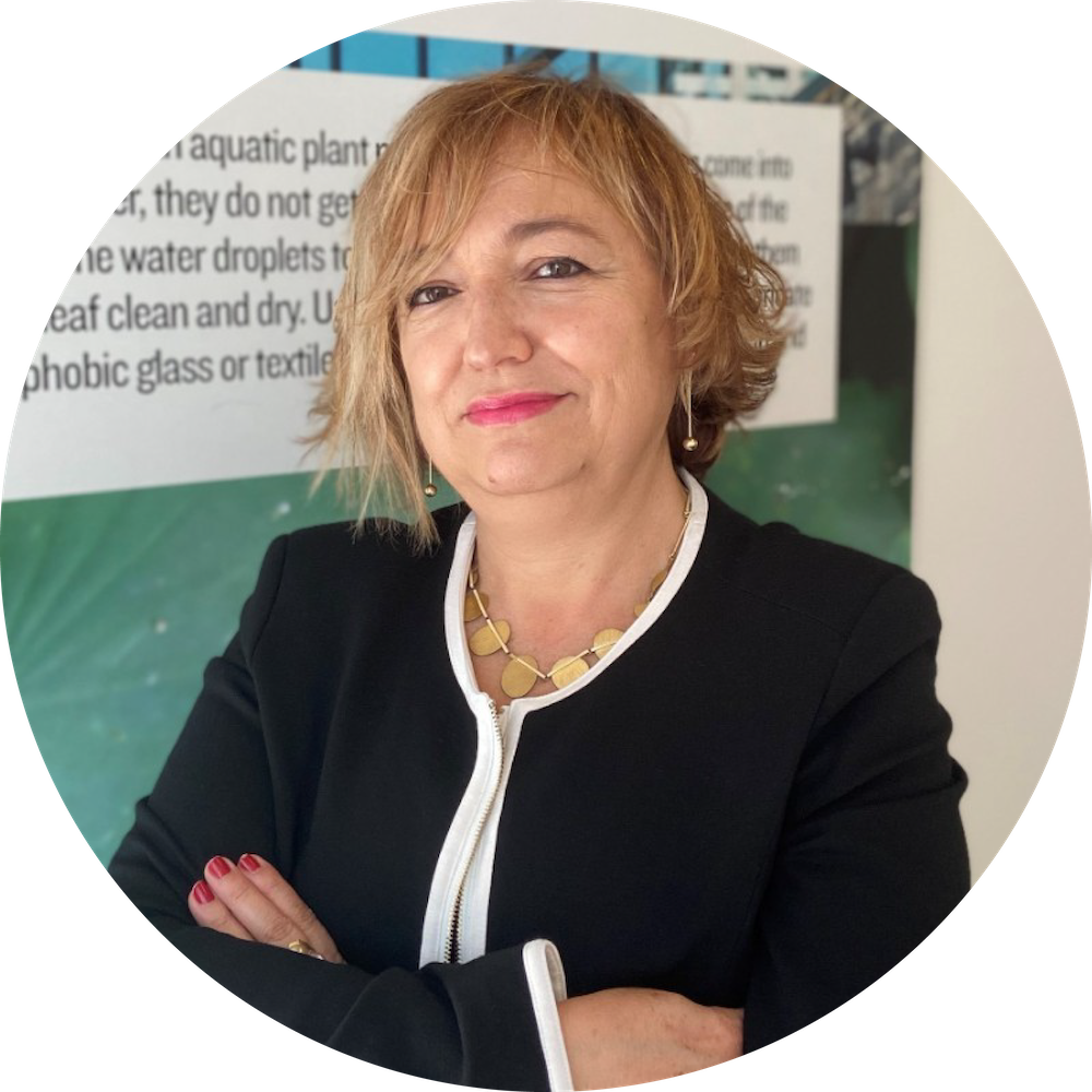 Laura M. Lechuga